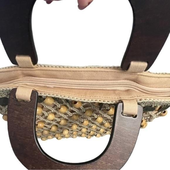 The Sak Original Crochet Purse With Queen Elizabeth Coins VINTAGE - Picture 7 of 9